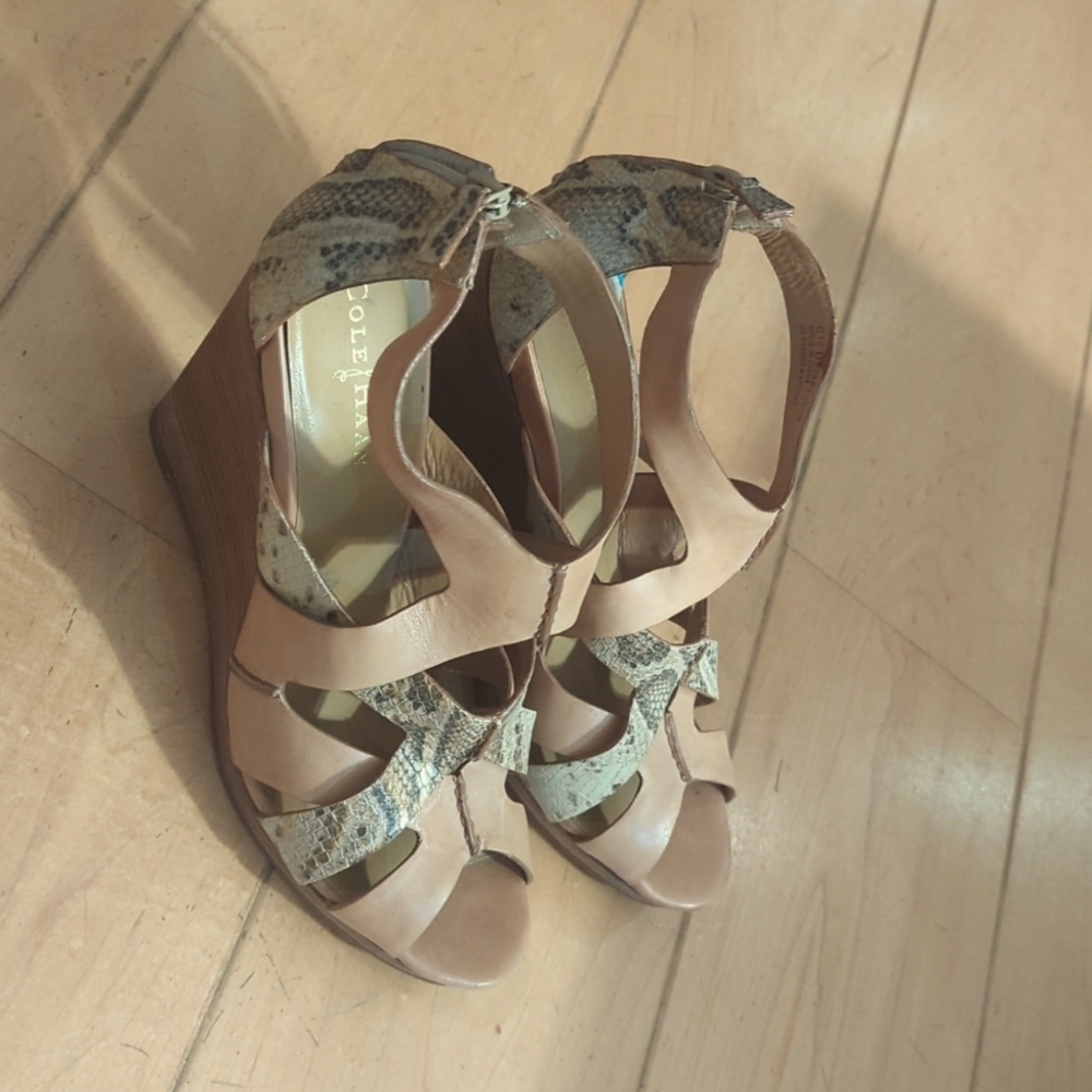 Cole Haan snake skin leather beige wedge heels